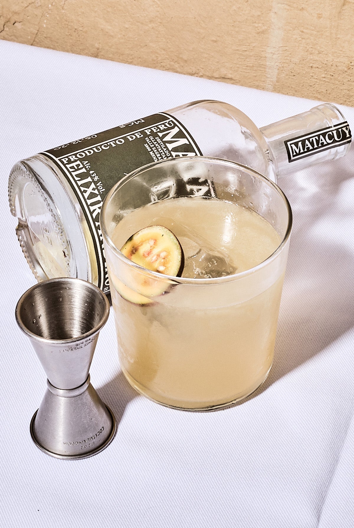 Sachatomate y manzana punch